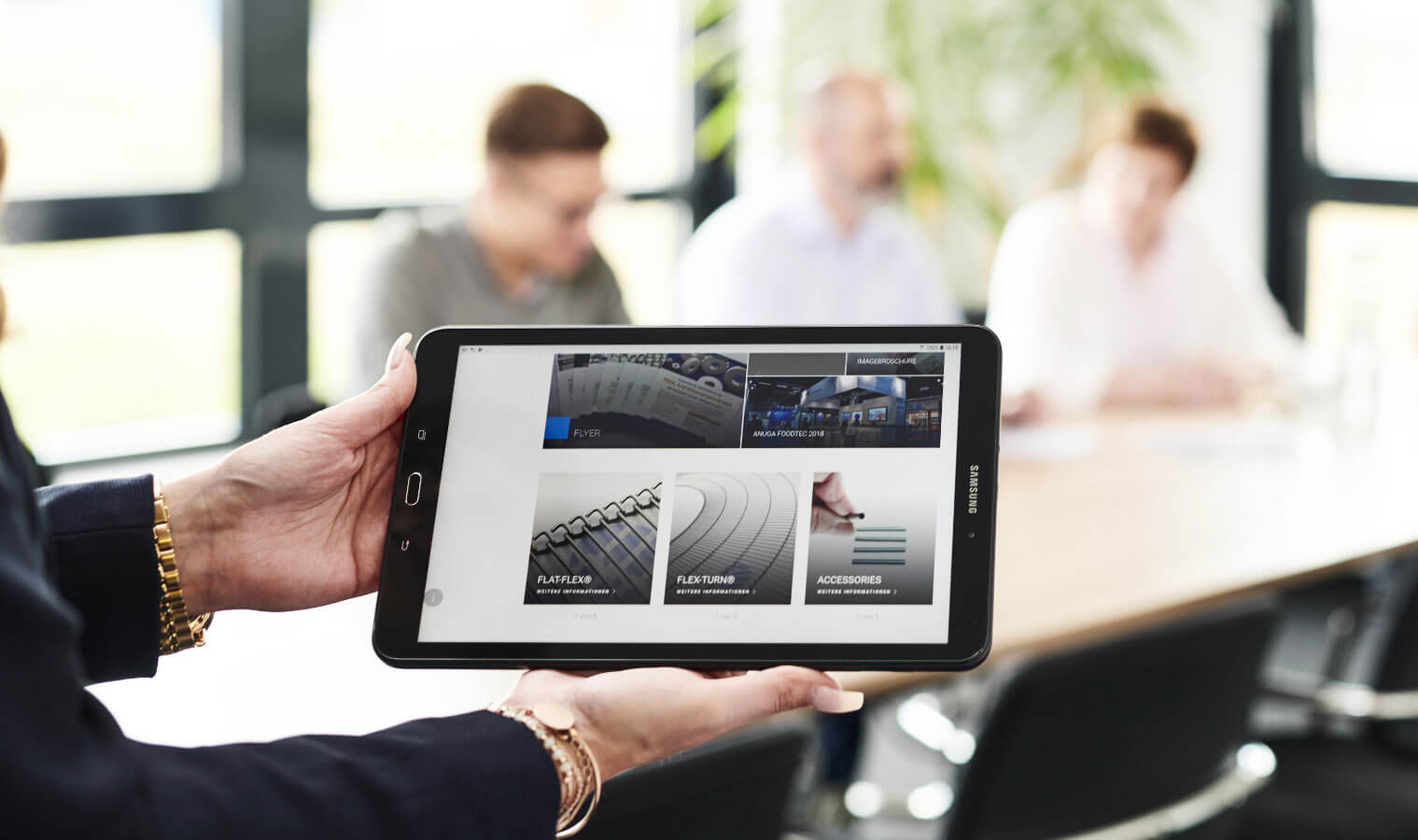 Zertifikate & Dokumente finden Sie hier | Metallfördergurte